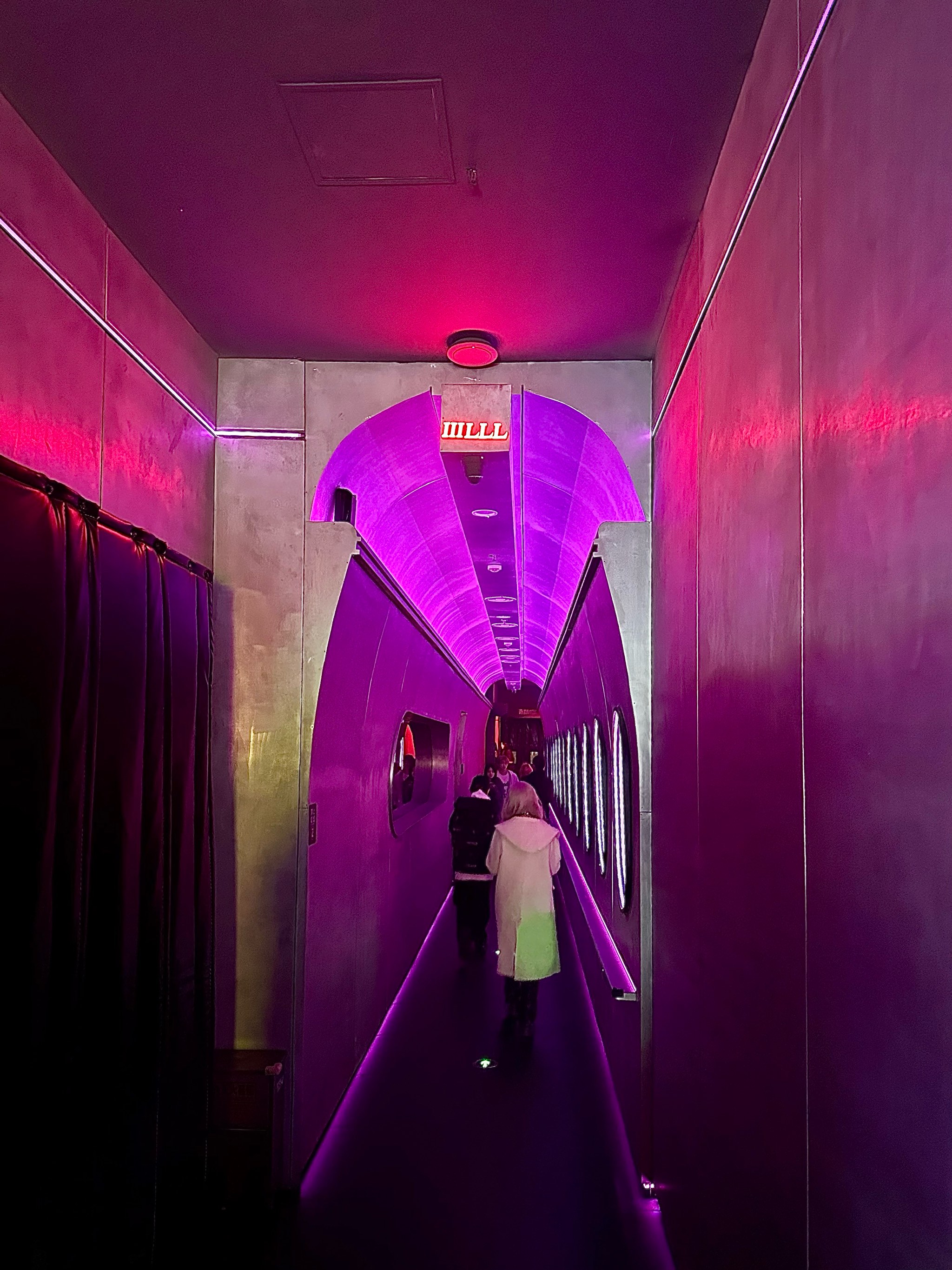 梅州商务KTV：尊贵商务休闲空间-五华县ktv预定